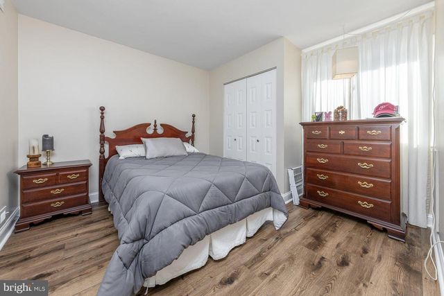 14 HICKORY LN, Swedesboro, NJ 08085