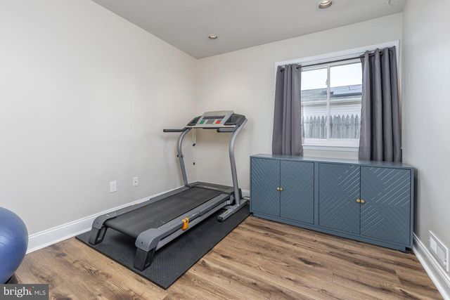 14 HICKORY LN, Swedesboro, NJ 08085