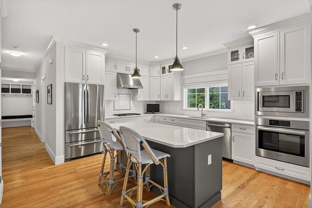 42 Poet's Corner, Plymouth, MA 02360