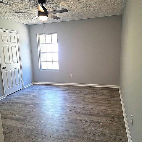 209 Ruth St., Dothan, AL 36303