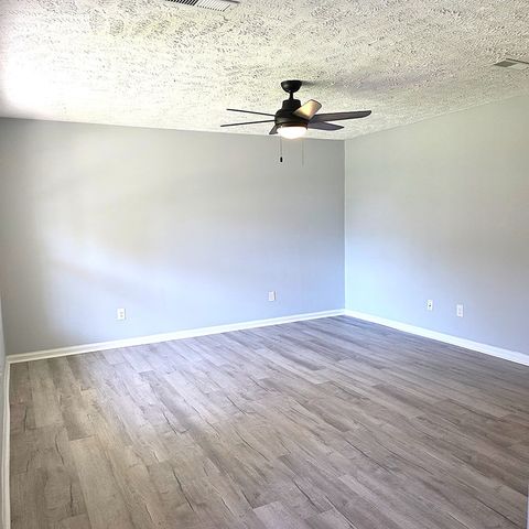 209 Ruth St., Dothan, AL 36303