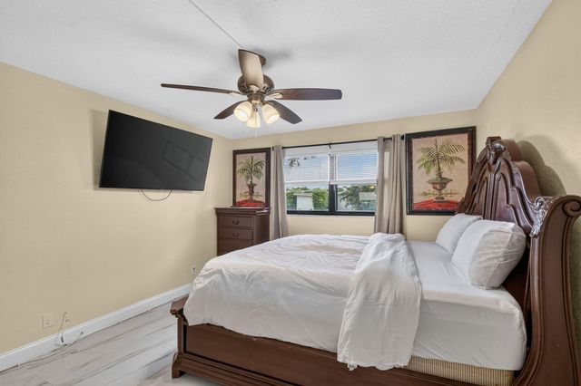 2101 W Woolbright Road J107, Boynton Beach, FL 33426