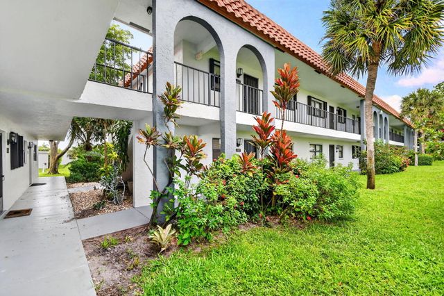 2101 W Woolbright Road J107, Boynton Beach, FL 33426