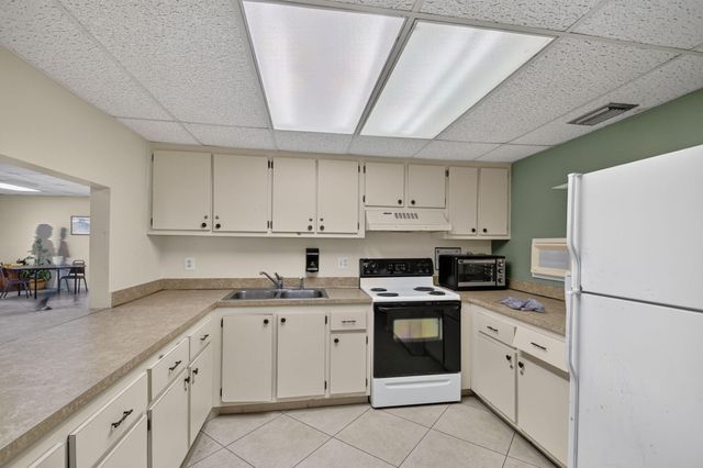 2101 W Woolbright Road J107, Boynton Beach, FL 33426