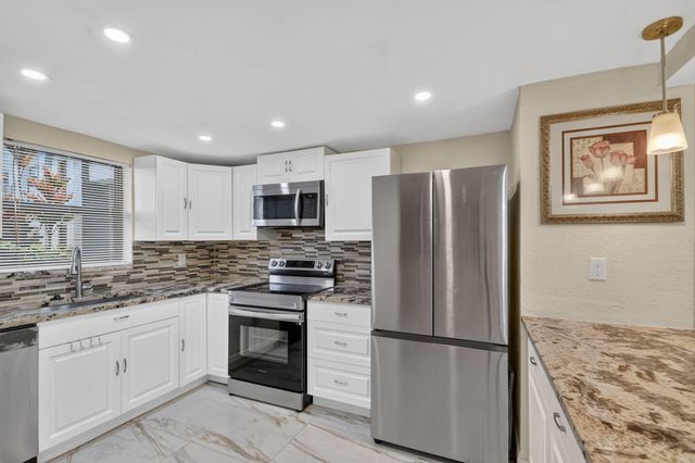 2101 W Woolbright Road J107, Boynton Beach, FL 33426