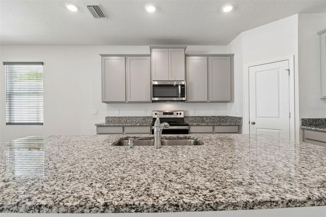 35977 MORSE WILLOW COURT, Zephyrhills, FL 33541