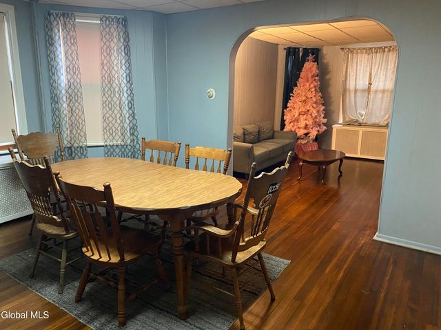 1118 3rd Avenue, Schenectady, NY 12303