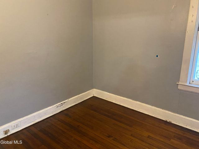 1118 3rd Avenue, Schenectady, NY 12303