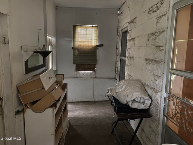 1118 3rd Avenue, Schenectady, NY 12303