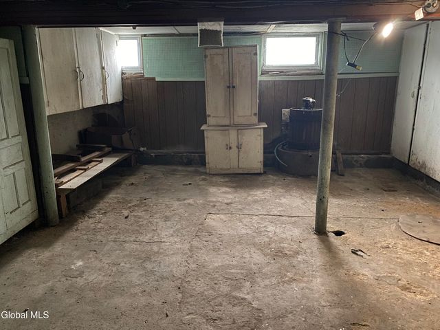 1118 3rd Avenue, Schenectady, NY 12303