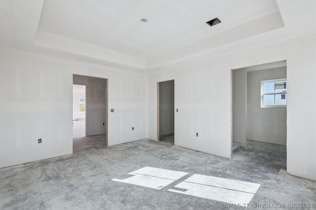 2010 N Everly Drive, Tahlequah, OK 74464