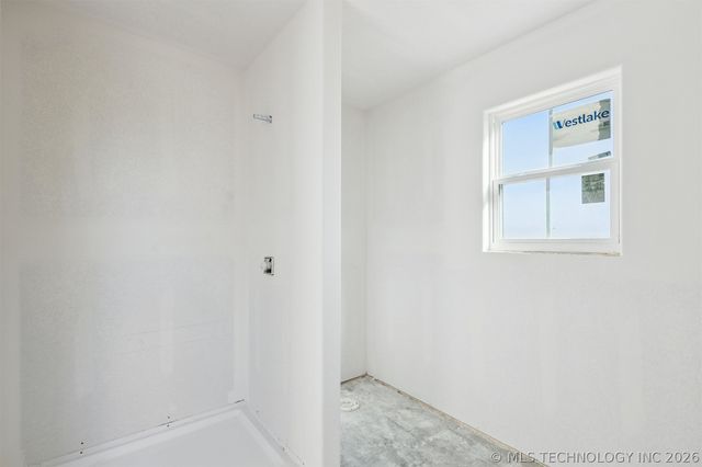 2010 N Everly Drive, Tahlequah, OK 74464