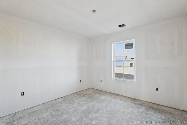 2010 N Everly Drive, Tahlequah, OK 74464