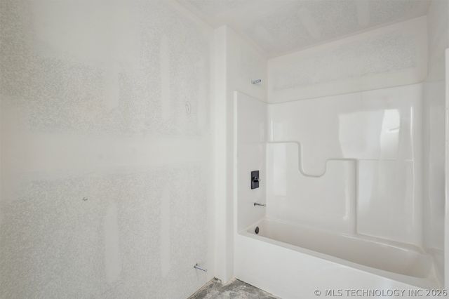 2010 N Everly Drive, Tahlequah, OK 74464