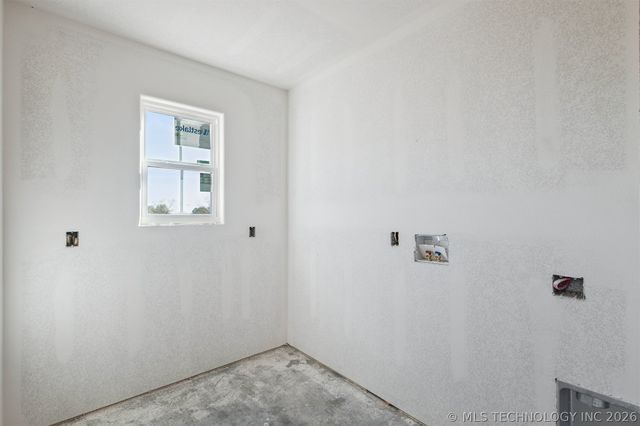 2010 N Everly Drive, Tahlequah, OK 74464