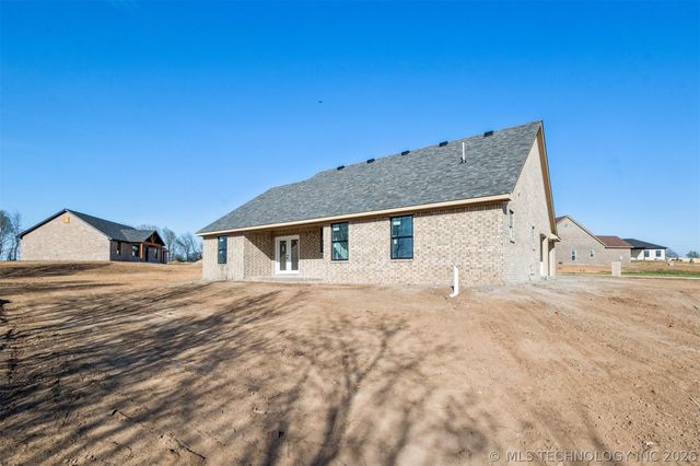 2010 N Everly Drive, Tahlequah, OK 74464
