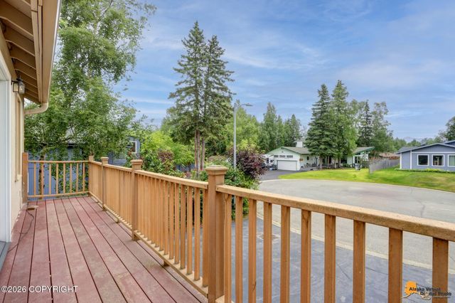 3321 Capstan Court, Anchorage, AK 99516
