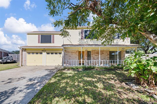3711 Providence Lane, Pasadena, TX 77505