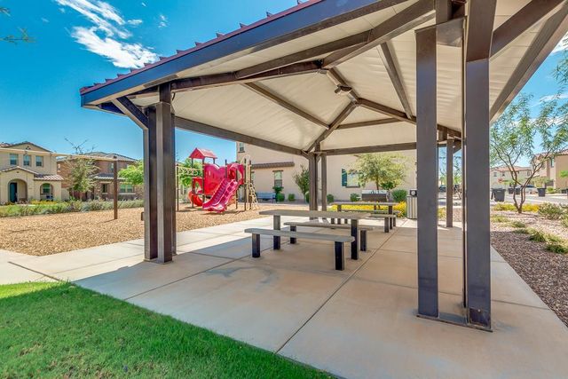 3210 S Mingus Drive, Chandler, AZ 85286