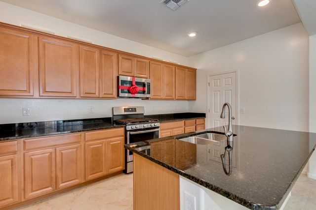 3210 S Mingus Drive, Chandler, AZ 85286