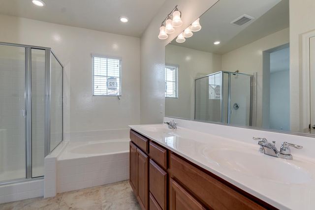 3210 S Mingus Drive, Chandler, AZ 85286
