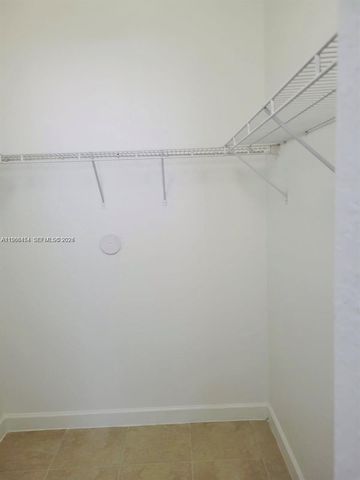 1543 SE 25th St 207, Homestead, FL 33035