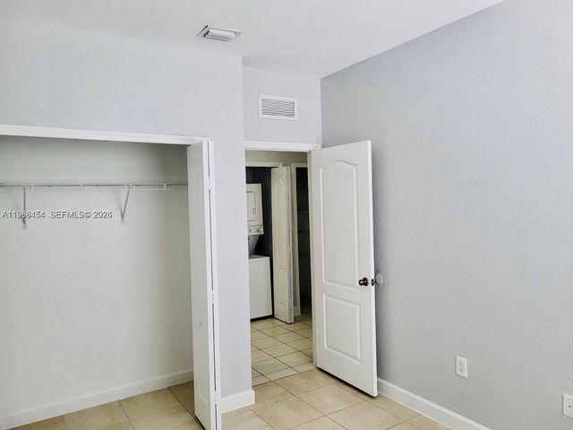 1543 SE 25th St 207, Homestead, FL 33035