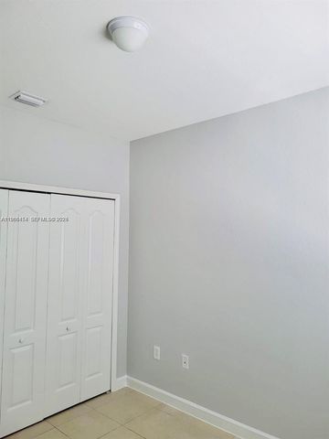 1543 SE 25th St 207, Homestead, FL 33035