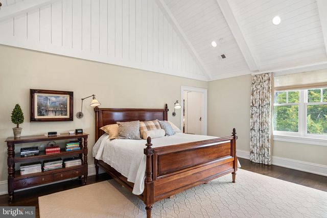 6529 SOTHORON RD, Mclean, VA 22101