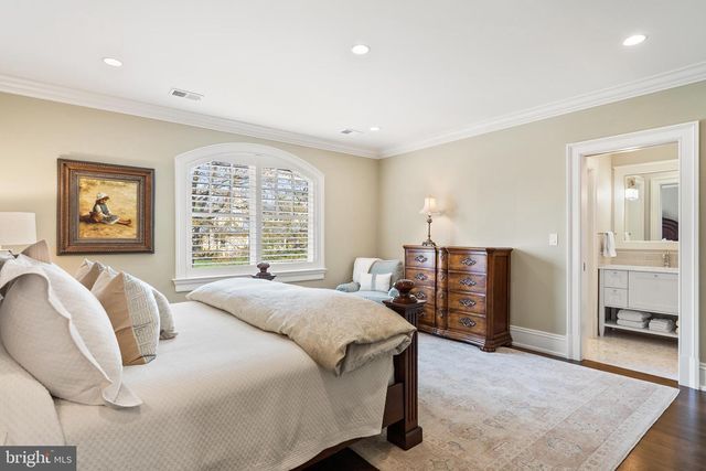 6529 SOTHORON RD, Mclean, VA 22101