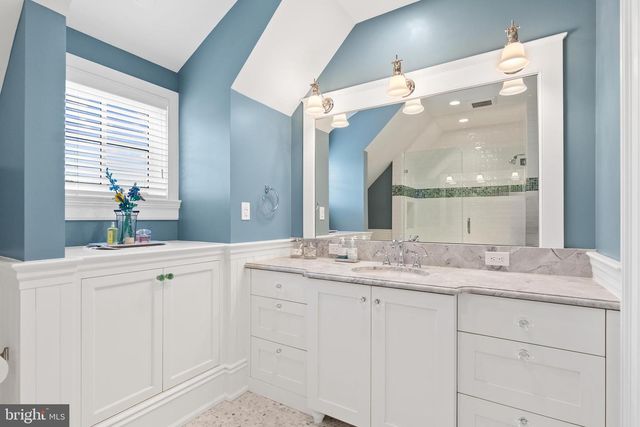 6529 SOTHORON RD, Mclean, VA 22101