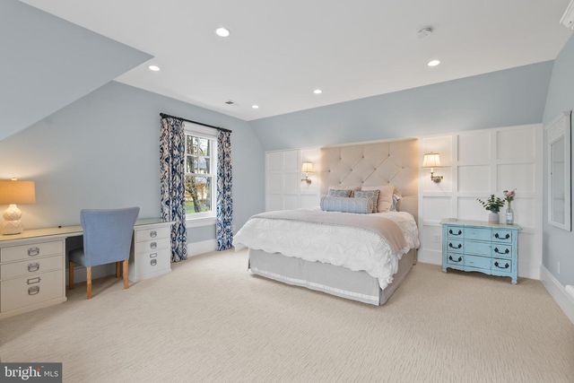 6529 SOTHORON RD, Mclean, VA 22101