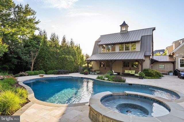 6529 SOTHORON RD, Mclean, VA 22101