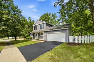 1359 Auburn Avenue, Naperville, IL 60565