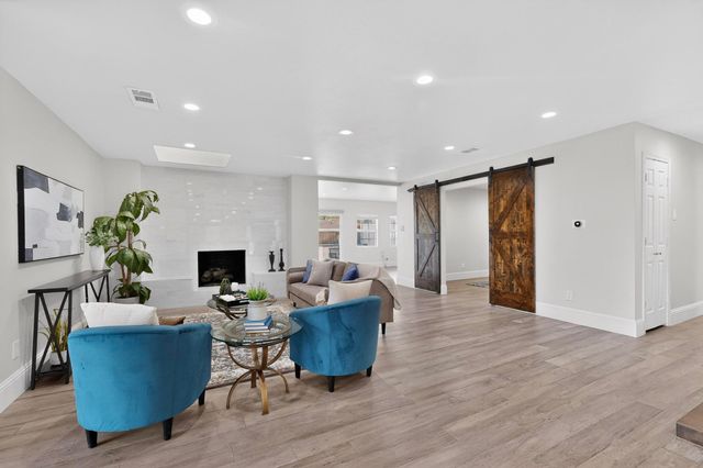 7625 Querida Lane, Dallas, TX 75248