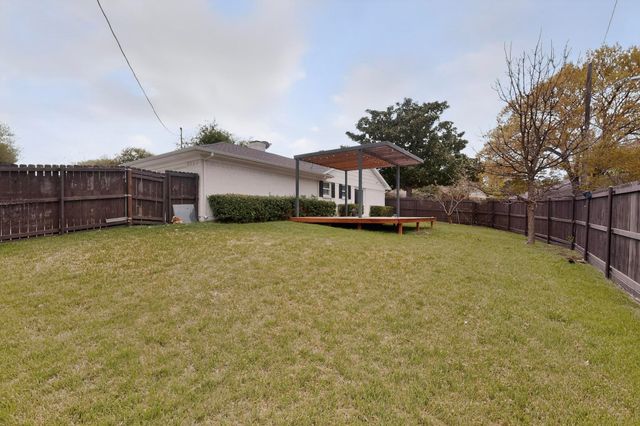 7625 Querida Lane, Dallas, TX 75248