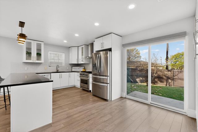 7625 Querida Lane, Dallas, TX 75248