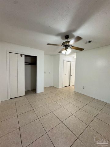 6220 Chablis Ln, Pensacola, FL 32504