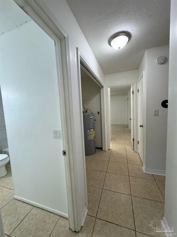 6220 Chablis Ln, Pensacola, FL 32504