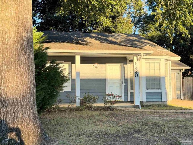 6220 Chablis Ln, Pensacola, FL 32504