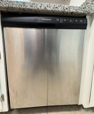 6220 Chablis Ln, Pensacola, FL 32504