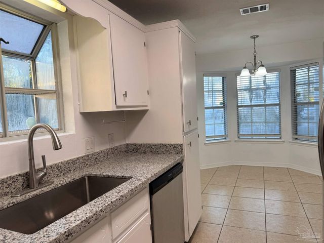 6220 Chablis Ln, Pensacola, FL 32504