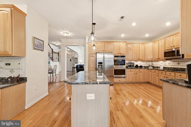 16522 HARBOUR TOWN DR, Ashton, MD 20861