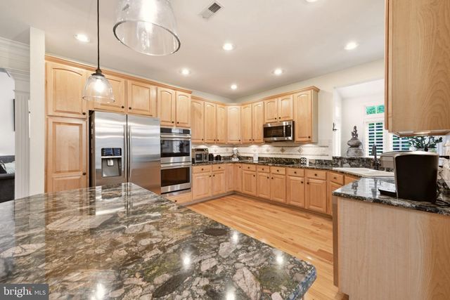 16522 HARBOUR TOWN DR, Ashton, MD 20861