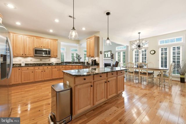 16522 HARBOUR TOWN DR, Ashton, MD 20861