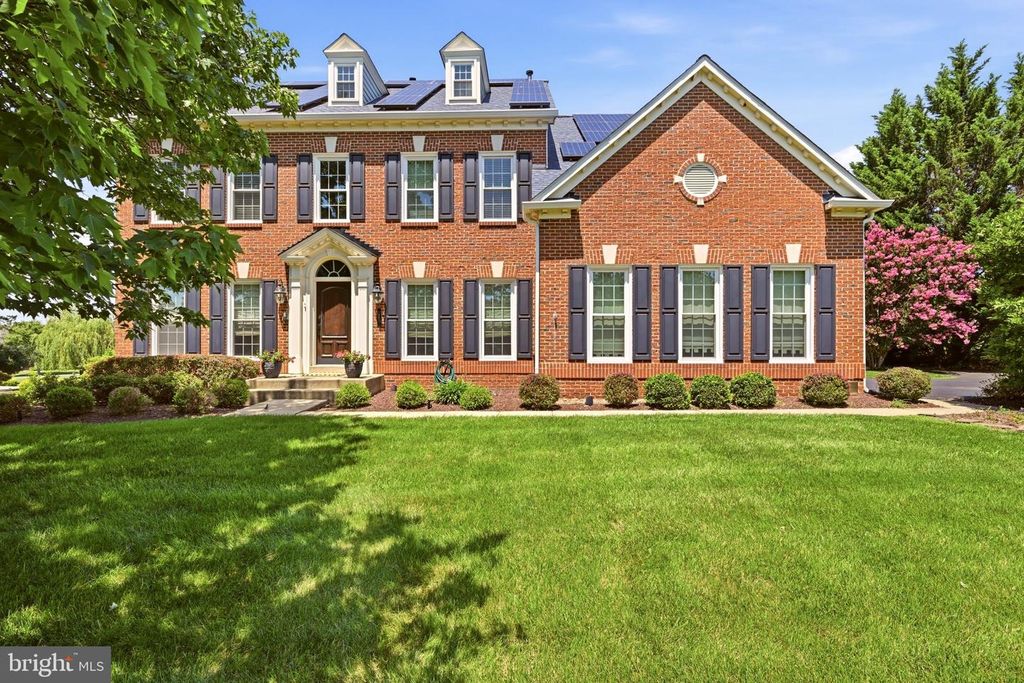 16522 HARBOUR TOWN DR, Ashton, MD 20861