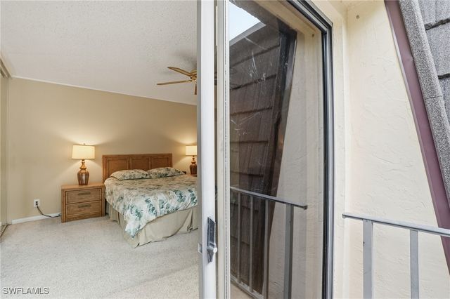 4029 Sandlewood LN 2, Fort Myers, FL 33907