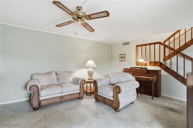 4029 Sandlewood LN 2, Fort Myers, FL 33907