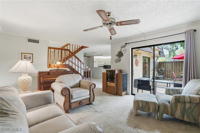 4029 Sandlewood LN 2, Fort Myers, FL 33907