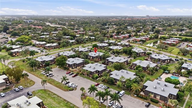 4029 Sandlewood LN 2, Fort Myers, FL 33907